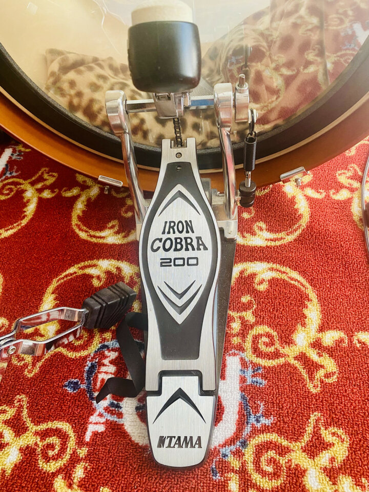 Pedal bombo Iron Cobra HP200P Single Pedal + Iron Cobra HH200 Hit Hat Stand