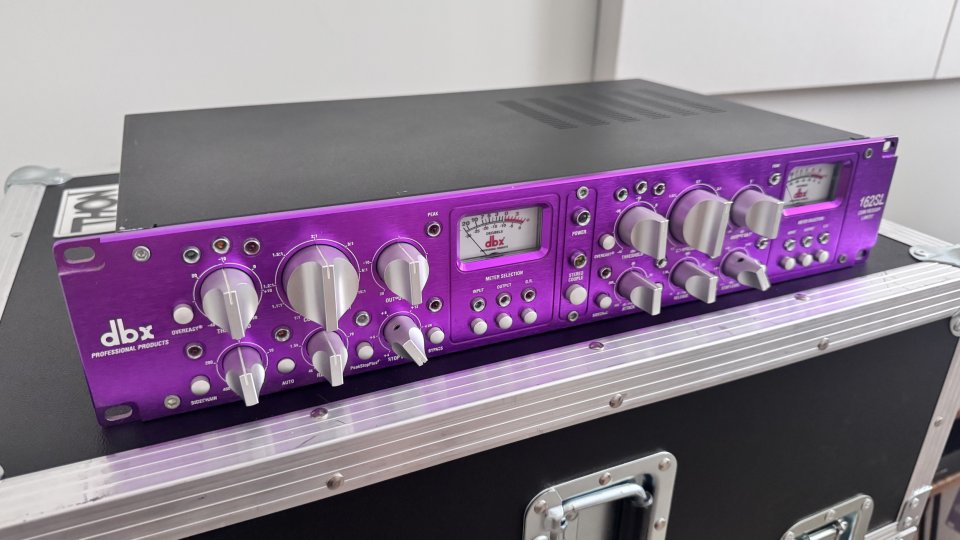 dbx 162SL Compresor Limitador 2 canales de segunda mano · Foto 3 de 4 · Barcelona · 850 €