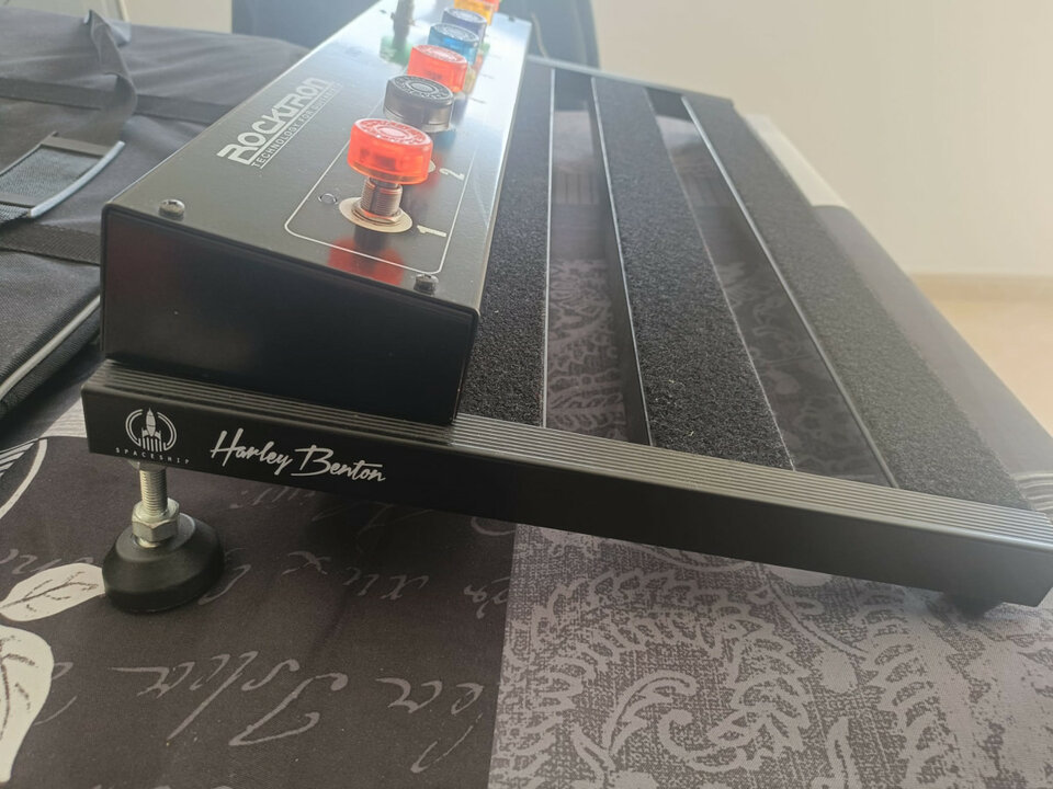 Pack Pedalera Rocktron Patchmate Loop floor 8 + soporte pedalera Spacehsip
