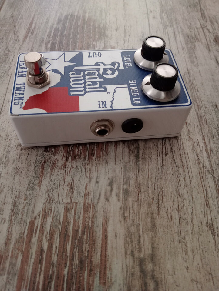Pedal pawn Texan Twang