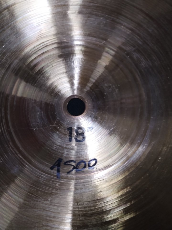 18" Paiste 2002 Medium del año 1979. de segunda mano · Foto 5 de 5 · Barcelona · 225 €