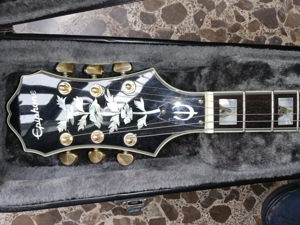 Epiphone Sheraton II de segunda mano · Foto 5 de 7 · Sevilla · 620 €