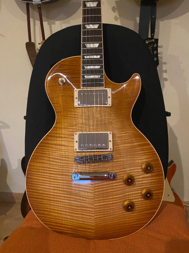 Gibson Les Paul 2017 Honeyburst de segunda mano · Foto 8 de 10 · Pontevedra · 1850 €