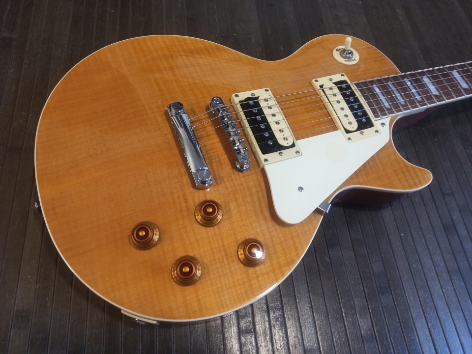 Tokai Les Paul Standard ALS68FZ LD de segunda mano · Foto 2 de 10 · Sevilla · 390 €