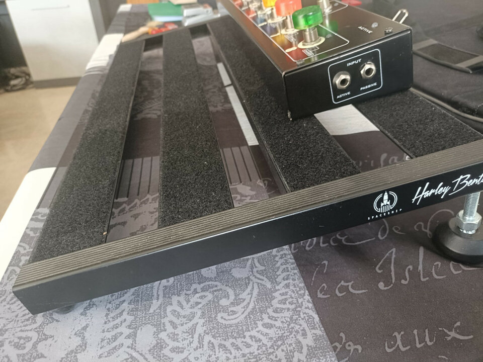 Pack Pedalera Rocktron Patchmate Loop floor 8 + soporte pedalera Spacehsip