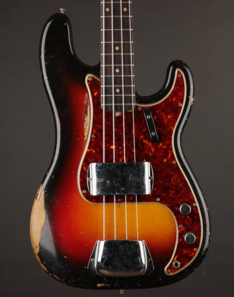 Compro Fender Stratocaster, Telecaster, Jazzmaster, Jaguar, Jazz Bass y Precision vintage originales.