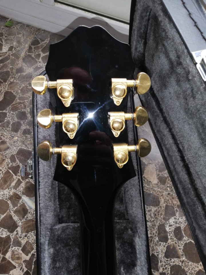 Epiphone Sheraton II de segunda mano · Foto 6 de 7 · Sevilla · 620 €