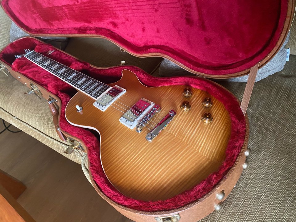 Gibson Les Paul 2017 Honeyburst de segunda mano · Foto 9 de 10 · Pontevedra · 1850 €
