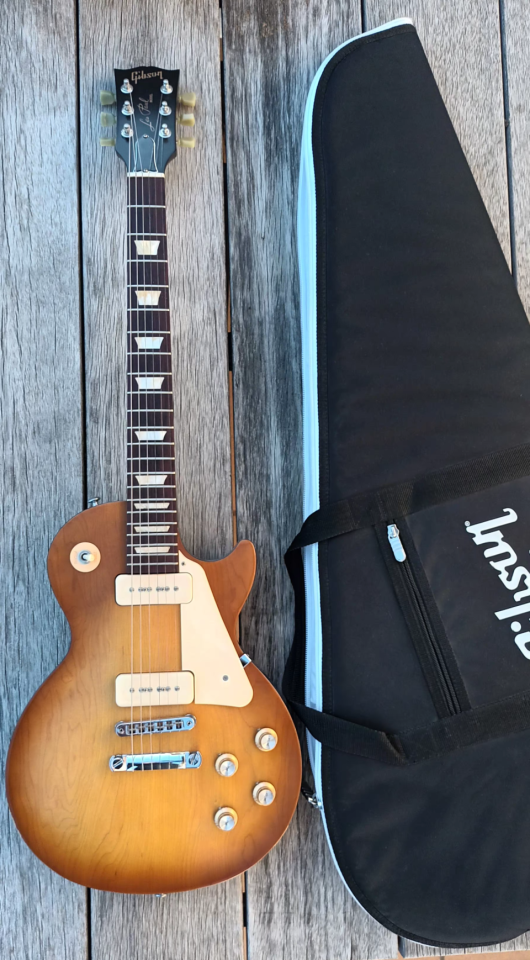 Gibson Les Paul Tribute P90 2016 de segunda mano · Foto 8 de 10 · Girona · 1175 €