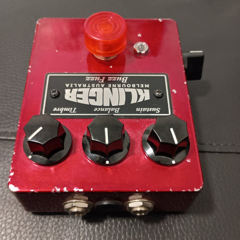 Pedal Klinger Buzz Fuzz de segunda mano · Foto 3 de 3 · Málaga · 225 €