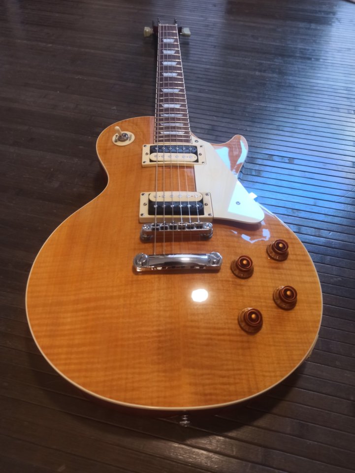 Tokai Les Paul Standard ALS68FZ LD de segunda mano · Foto 4 de 10 · Sevilla · 390 €