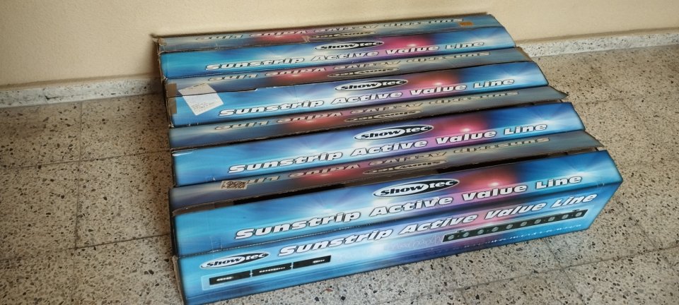 Showtec Sunstrip Active MKII