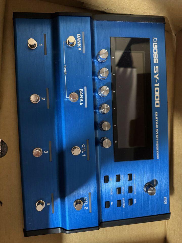 pedalera Boss sy1000