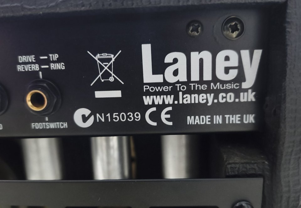 LANEY VC-15 1x10 - Ampli de guitarra a válvulas made in UK de segunda mano · Foto 7 de 10 · Sevilla · 400 €
