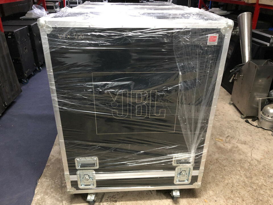 Pack » 3 x Santosom Flight case PRO, 4x JBL VTX V20