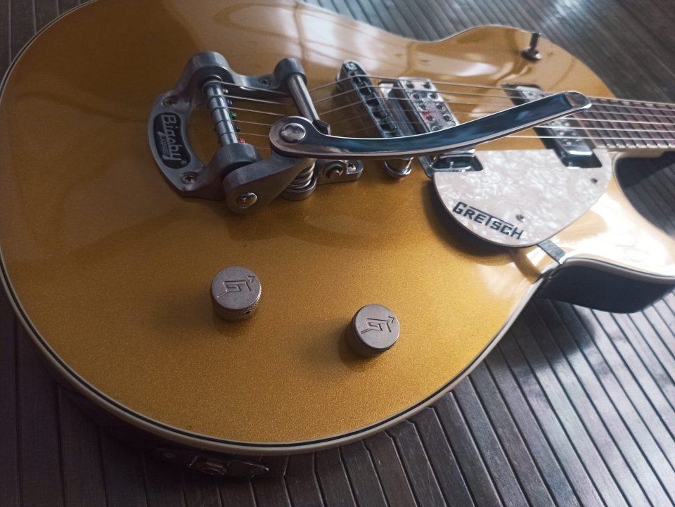 GRETSCH Electromatic G5235T Pro Jet Bigsby Gold 2007 de segunda mano · Foto 1 de 10 · Sevilla · 370 €