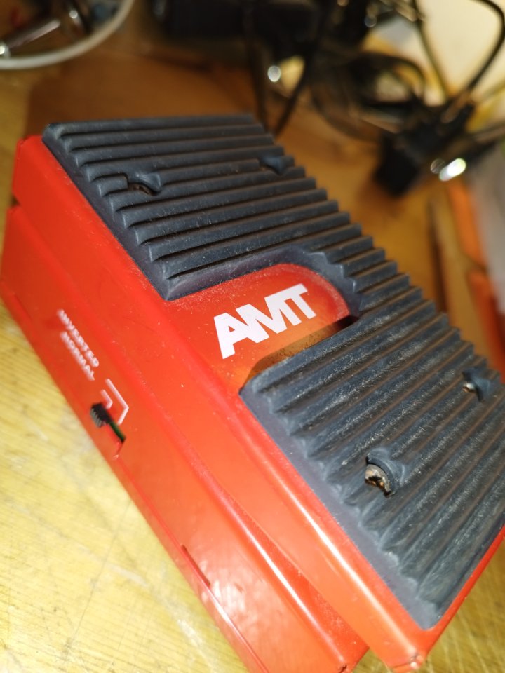 Pedal de expresión AMT EX-50 de segunda mano · Foto 4 de 4 · Lleida · 40 €