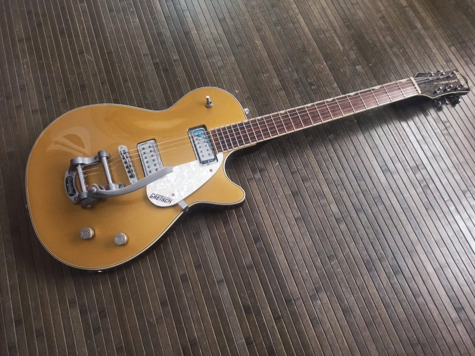 GRETSCH Electromatic G5235T Pro Jet Bigsby Gold 2007 de segunda mano · Foto 4 de 10 · Sevilla · 370 €