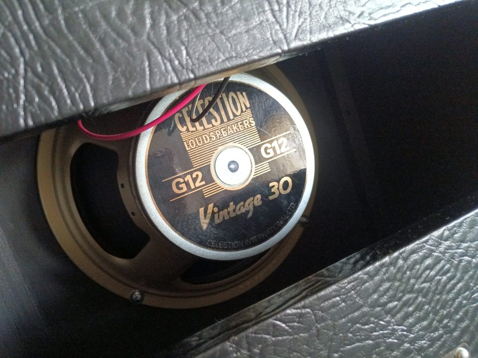 Harley Benton G112 Celestion V30