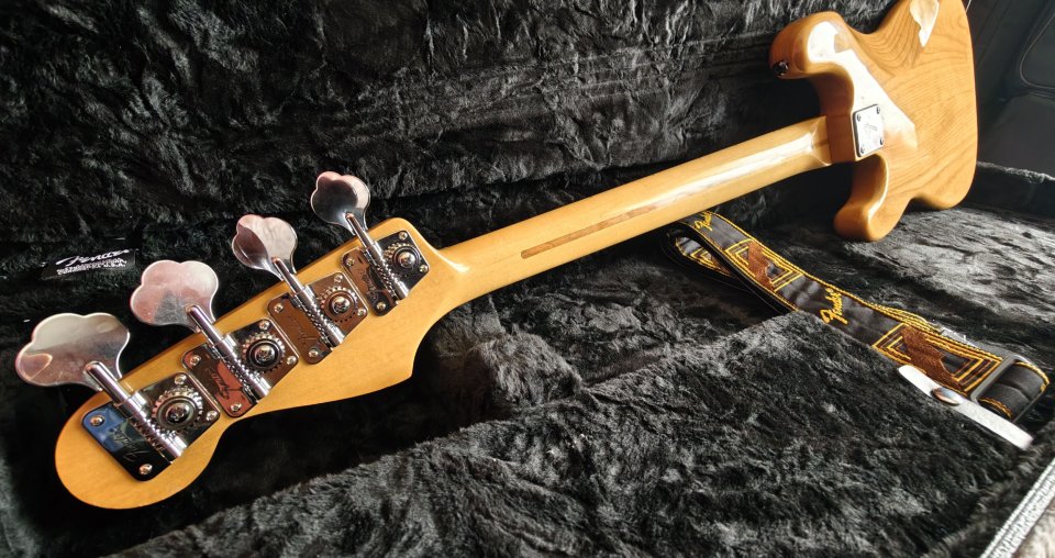 Fender Precisión fretless 1976 STING THE POLICE de segunda mano · Foto 4 de 10 · Lugo · 3990 €