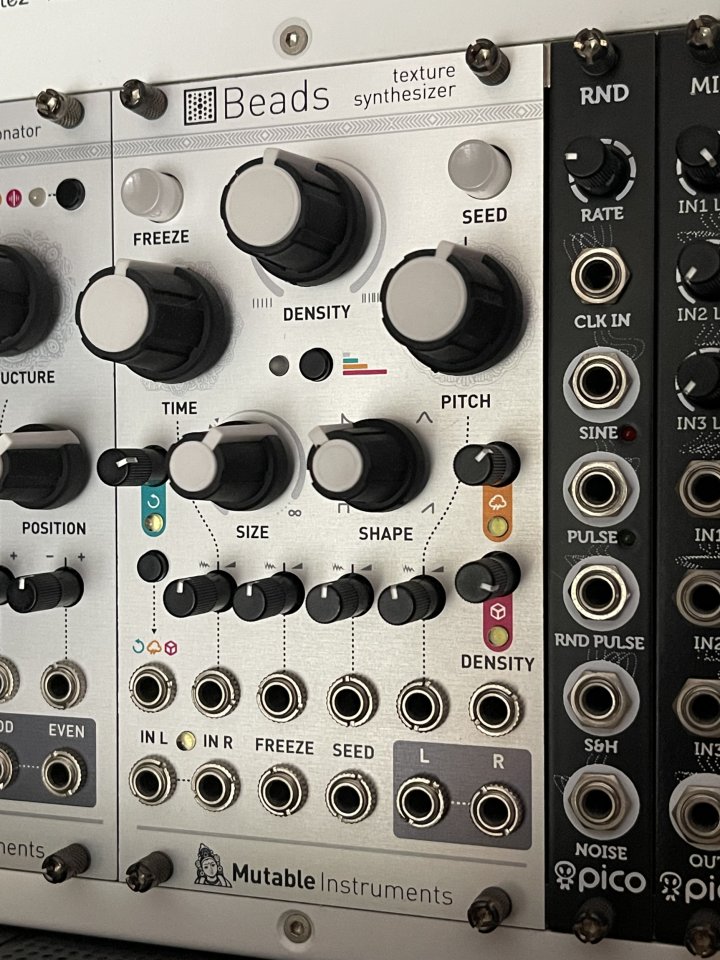 Mutable Beads de segunda mano · Foto 2 de 2 · Cádiz · 320 €