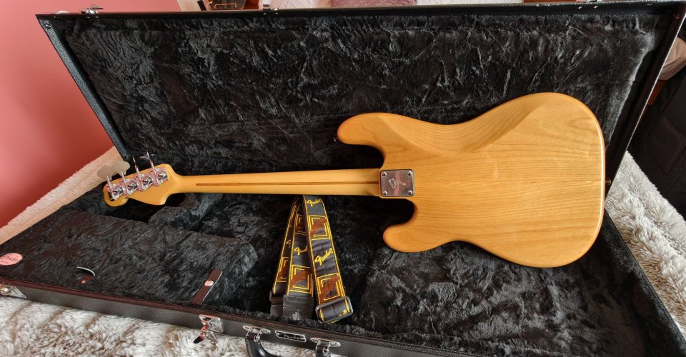 Fender Precisión fretless 1976 STING THE POLICE de segunda mano · Foto 5 de 10 · Lugo · 3990 €
