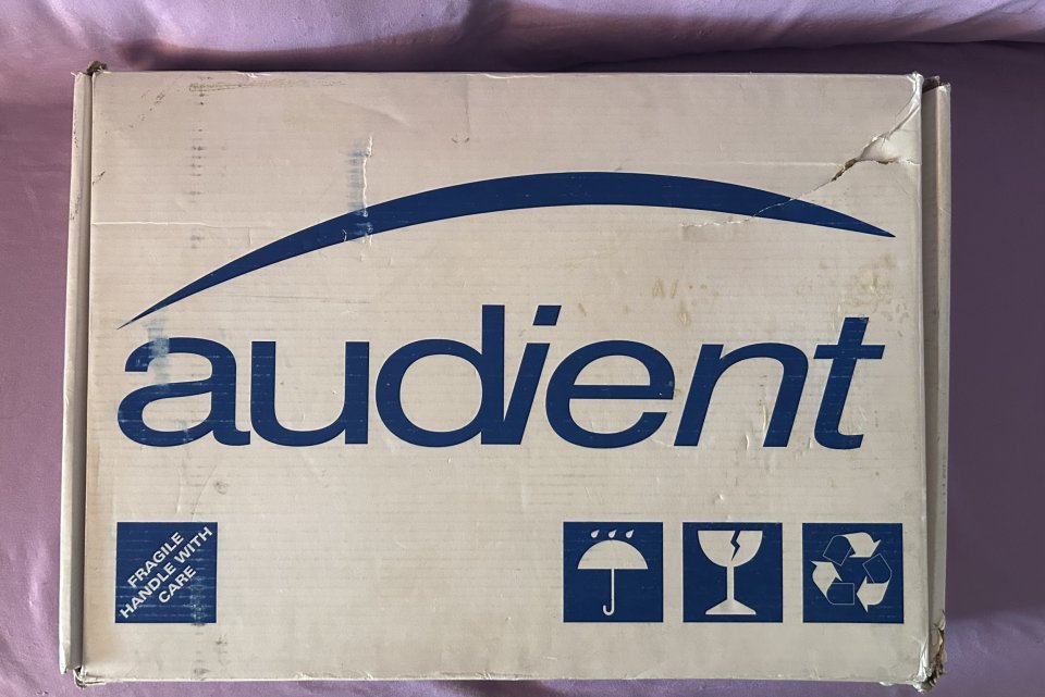 Audient Asp 008 preamplificador 8 canales de segunda mano · Foto 4 de 4 · Murcia · 580 €