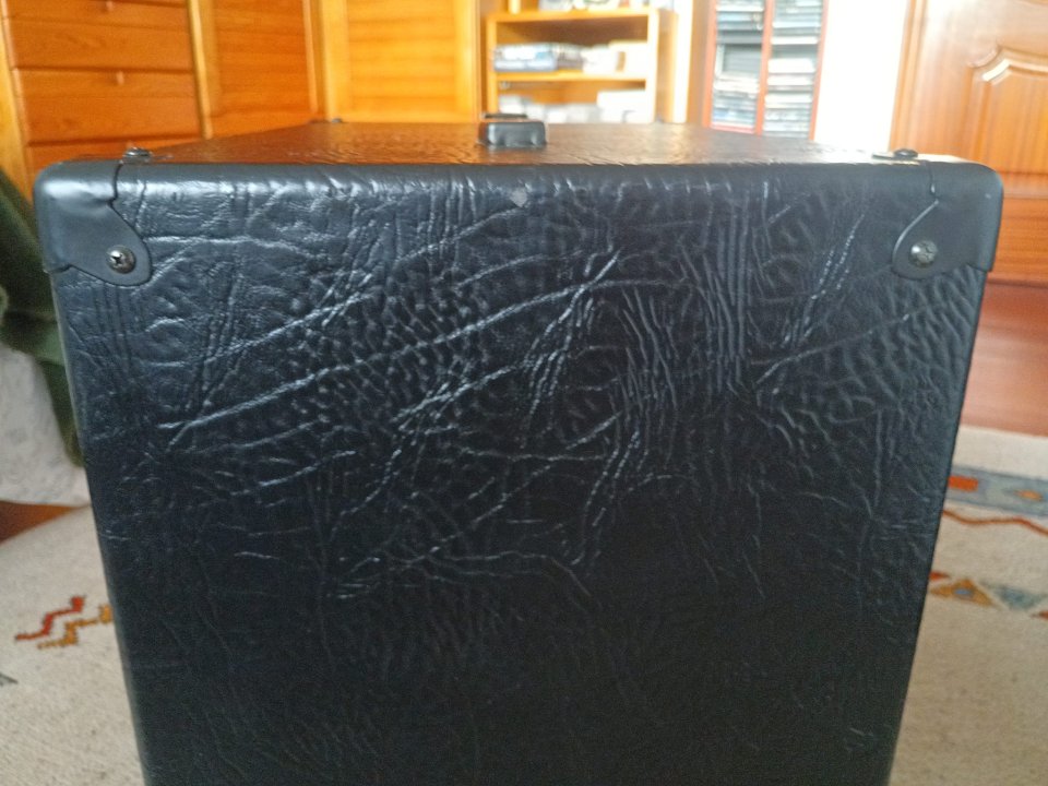 Harley Benton G112 Celestion V30