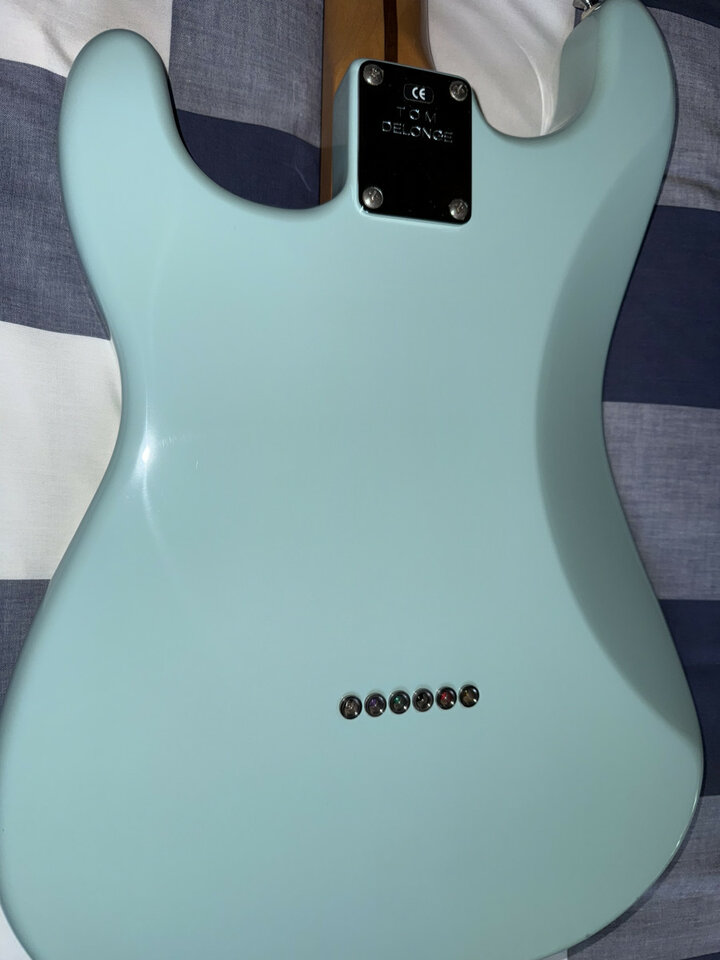 Fender Tom Delonge Artist Series Stratocaster 2004