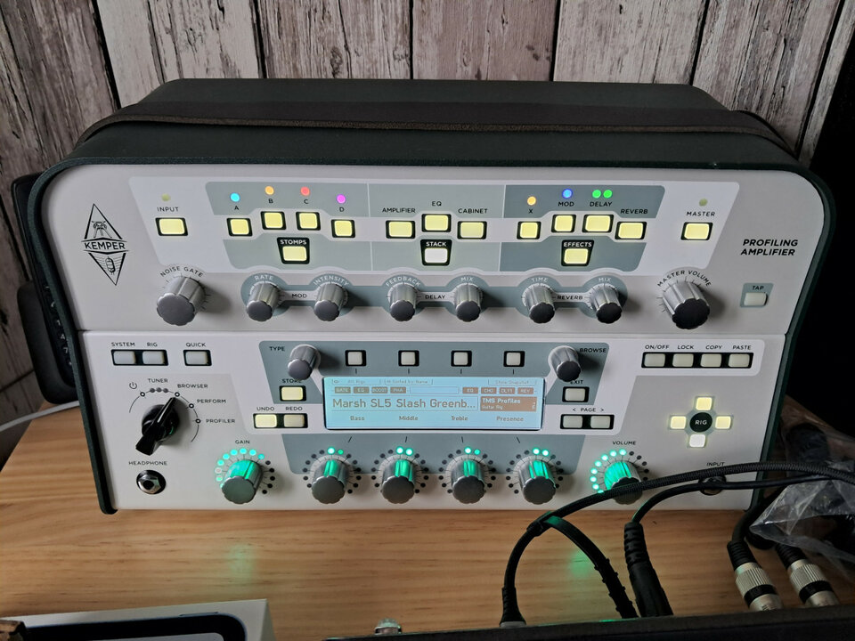 Vendo Kemper profiler head/ Cambio strato