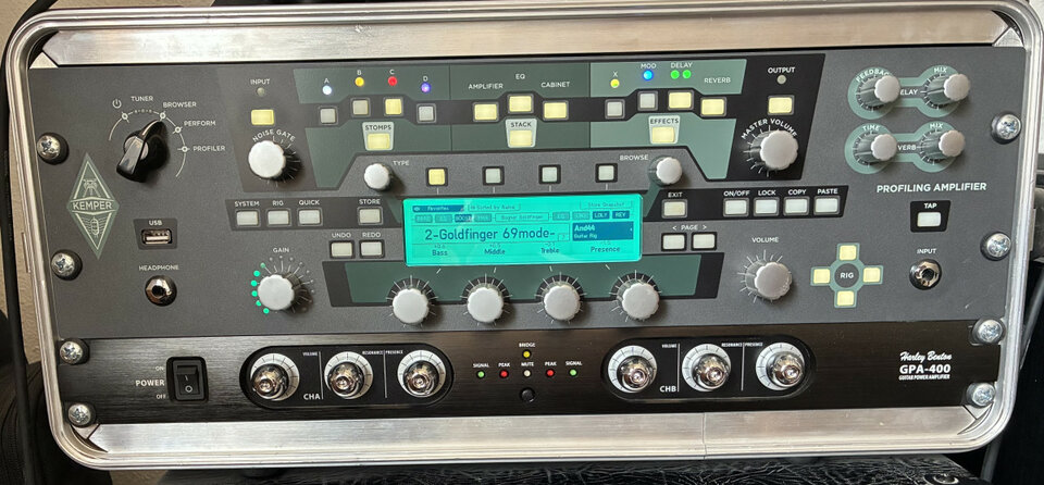 Kemper Rack + Remote + Cabinet + Power amp + Flight Case + Pedal de Expresión