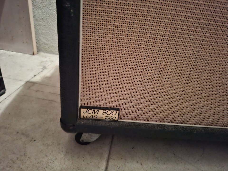 Etapa y altavoz Marshall