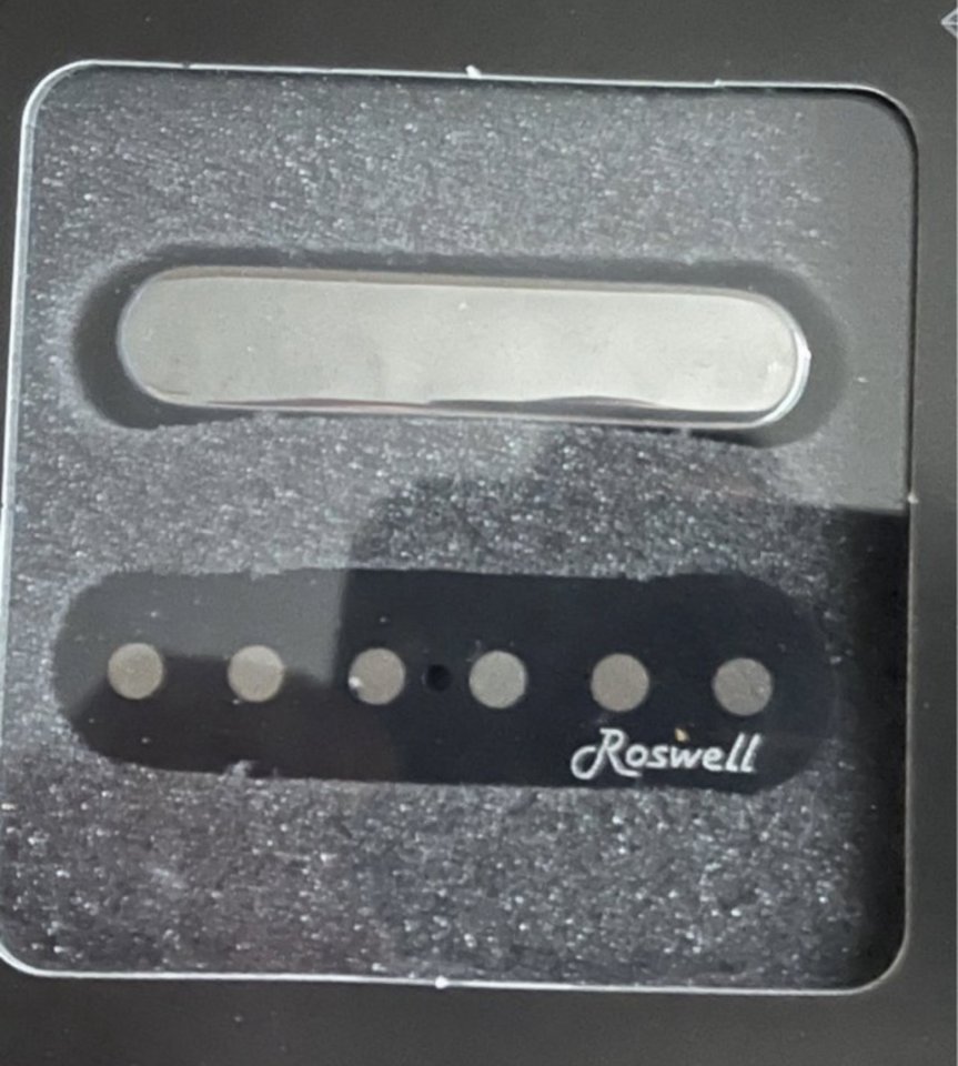 Pastillas Roswell y placa completa de segunda mano · Foto 1 de 7 · A Coruña · 55 €
