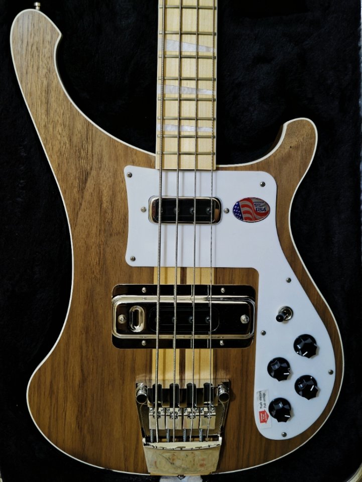 Rickenbacker 4003 Walnut 2026. Nuevo sin estrenar. de segunda mano · Foto 1 de 6 · Madrid · 2650 €