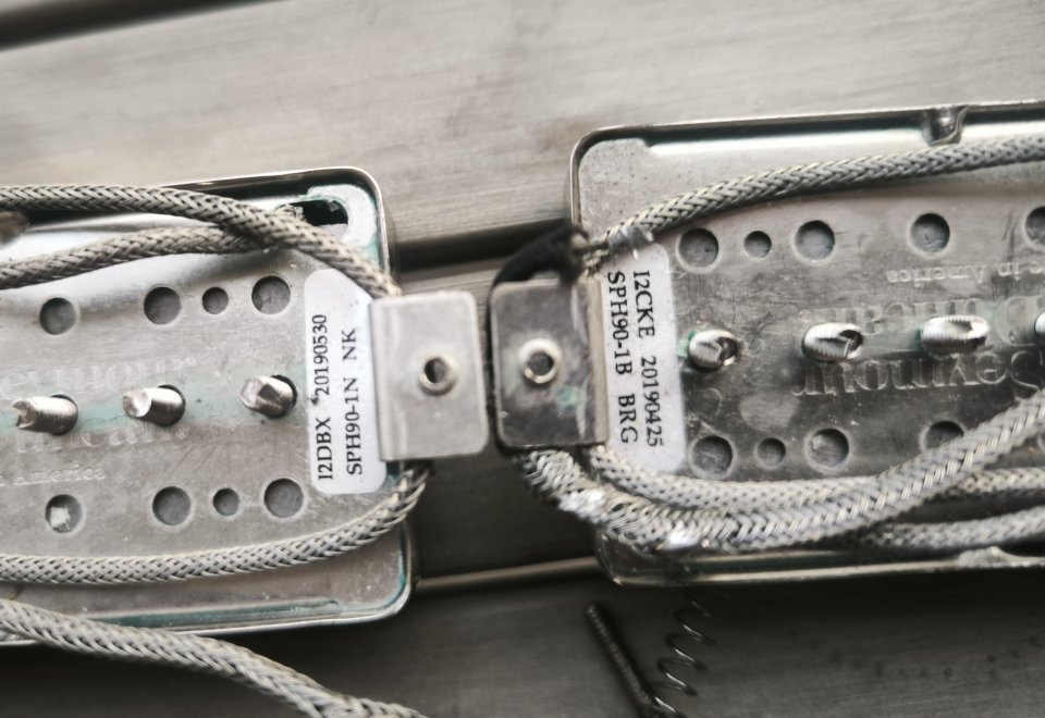 Seymour Duncan Phat Cat P-90 Set Nickel ¡Envío incluido! de segunda mano · Foto 3 de 3 · Murcia · 145 €