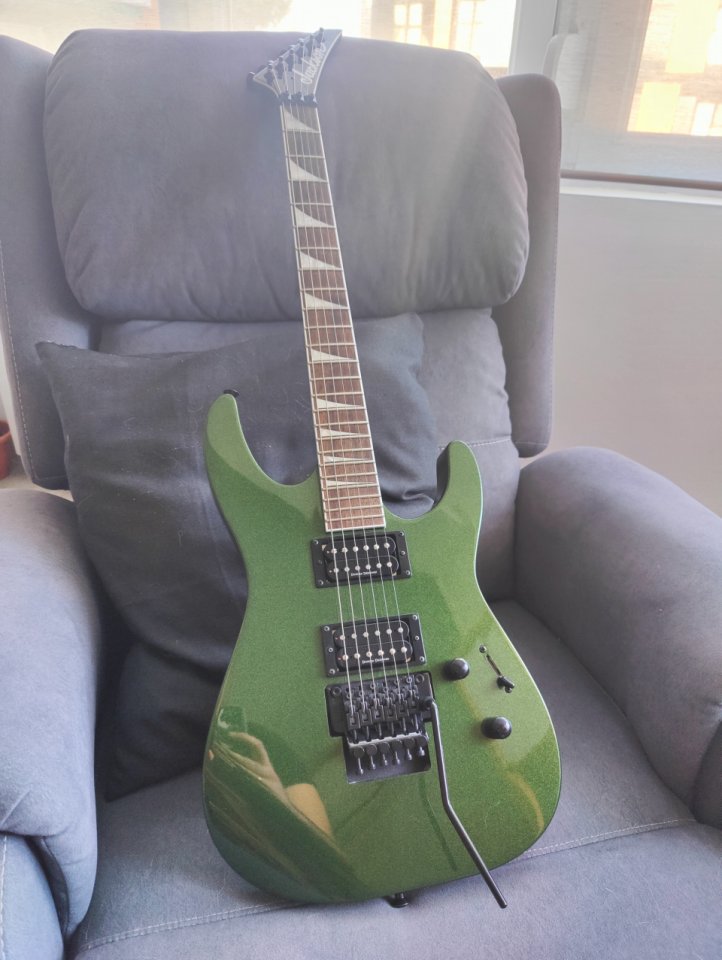 Guitarra Jackson SLX Manalishi Green de segunda mano · Foto 1 de 6 · Madrid · 550 €