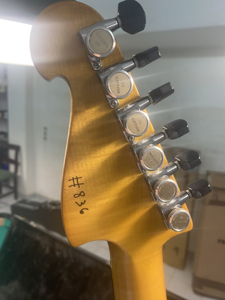 Guitarra knaggs severn t2 de segunda mano · Foto 8 de 9 · Illes Balears · 3500 €