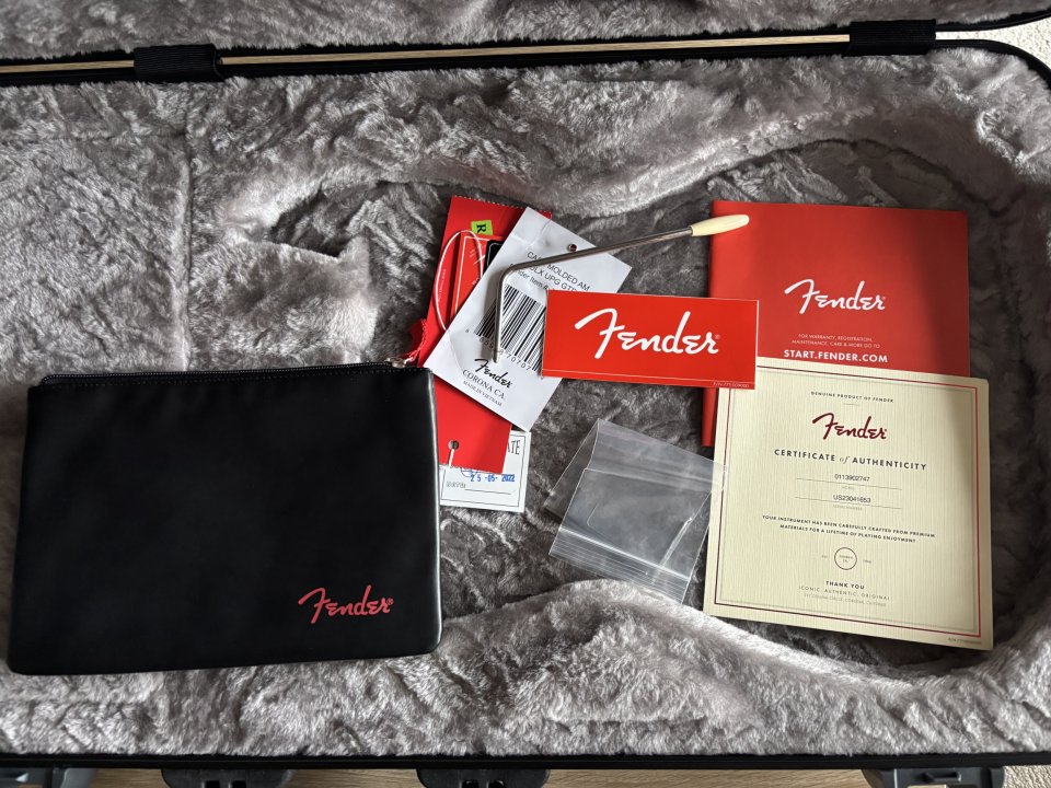 Fender Stratocaster American Pro II de segunda mano · Foto 8 de 9 · Cantabria · 1500 €