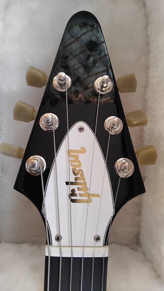 Gibson Flying V 67 Reissue de segunda mano · Foto 2 de 10 · Barcelona · 1800 €