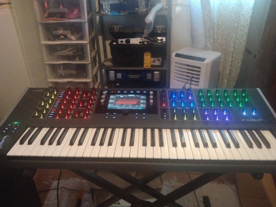 Waldorf Quantum MK1 de segunda mano · Foto 2 de 10 · Málaga · 3100 €