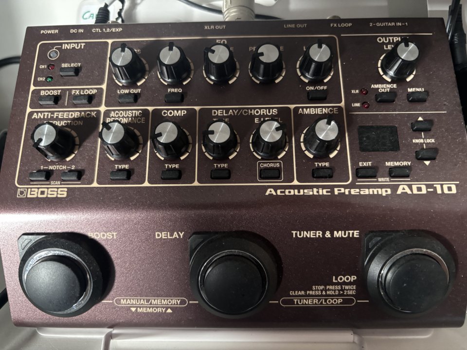 BOSS AD-10 acoustic preamp de segunda mano · Córdoba · 320 €