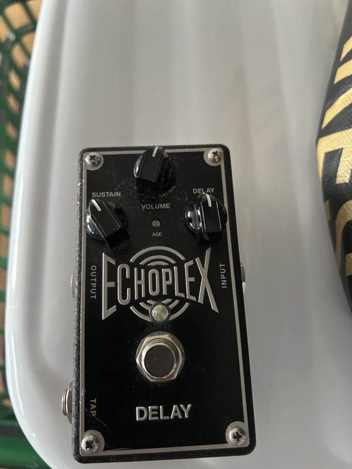 Vendo pedales  Varios tipos