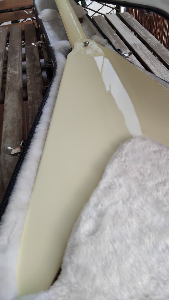 Gibson Flying V 67 Reissue de segunda mano · Foto 6 de 10 · Barcelona · 1800 €