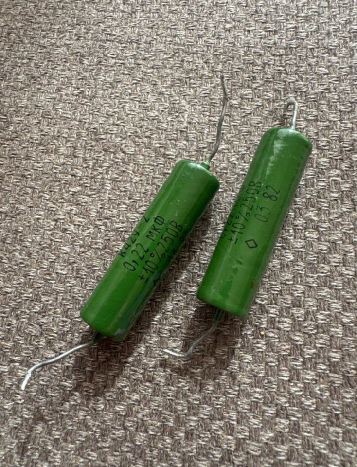 Condensadores rusos vintage