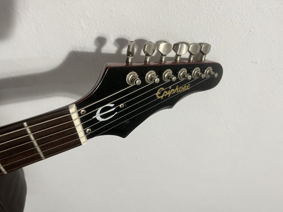 Epiphone Wilshire Ri1966 Guitarra Eléctrica de segunda mano · Foto 5 de 6 · Barcelona · 550 €
