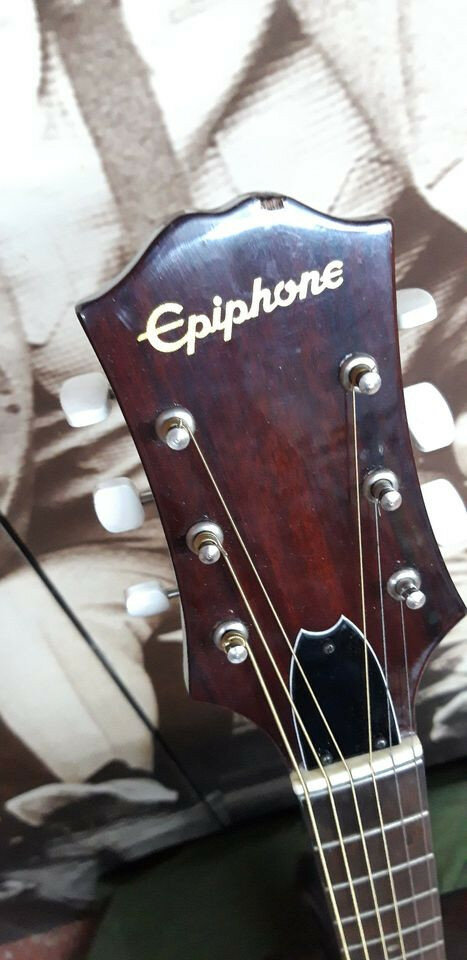 Epiphone , FT 120, año 1.977, fabricada en Japon, modelo raro