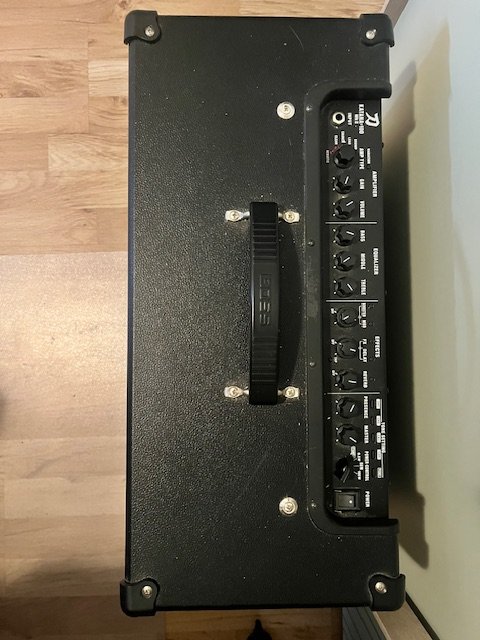 Boss Katana 100 Amplificador de segunda mano · Foto 4 de 4 · Barcelona · 265 €