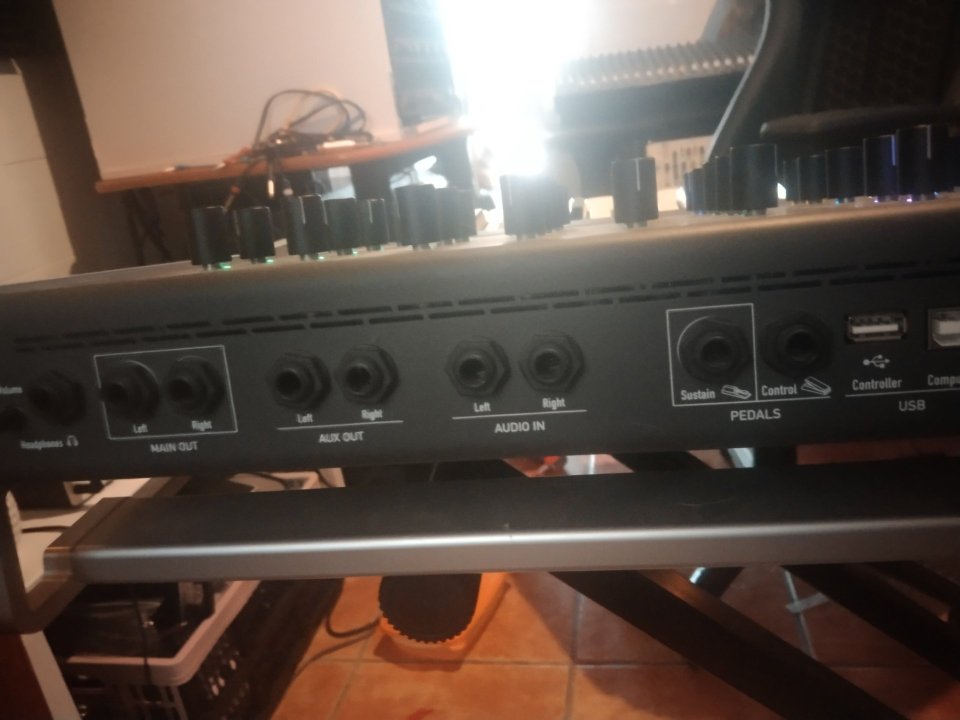Waldorf Quantum MK1 de segunda mano · Foto 8 de 10 · Málaga · 3100 €