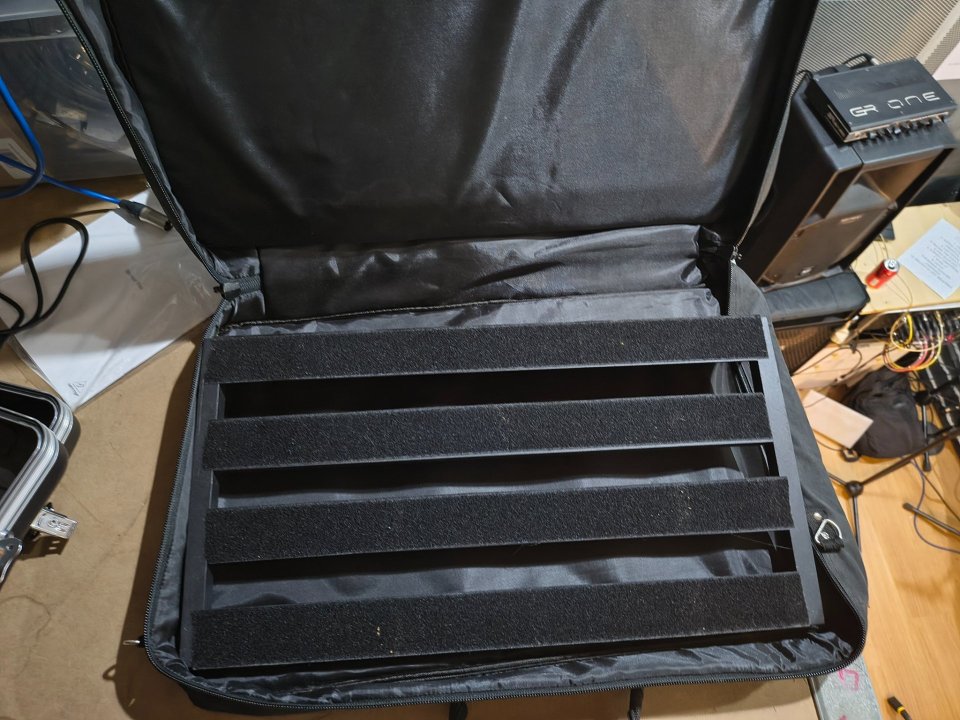 Pedalera Rockboard de segunda mano · Foto 1 de 2 · Cádiz · 40 €