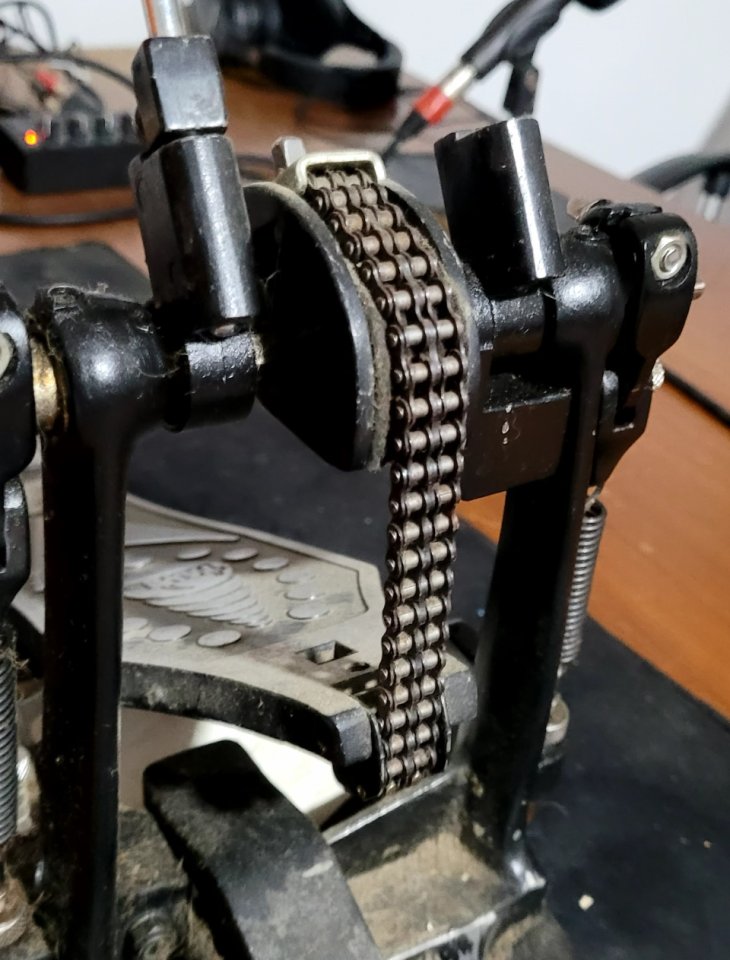 Pedal de bombo Taye de segunda mano · Foto 2 de 4 · Madrid · 65 €